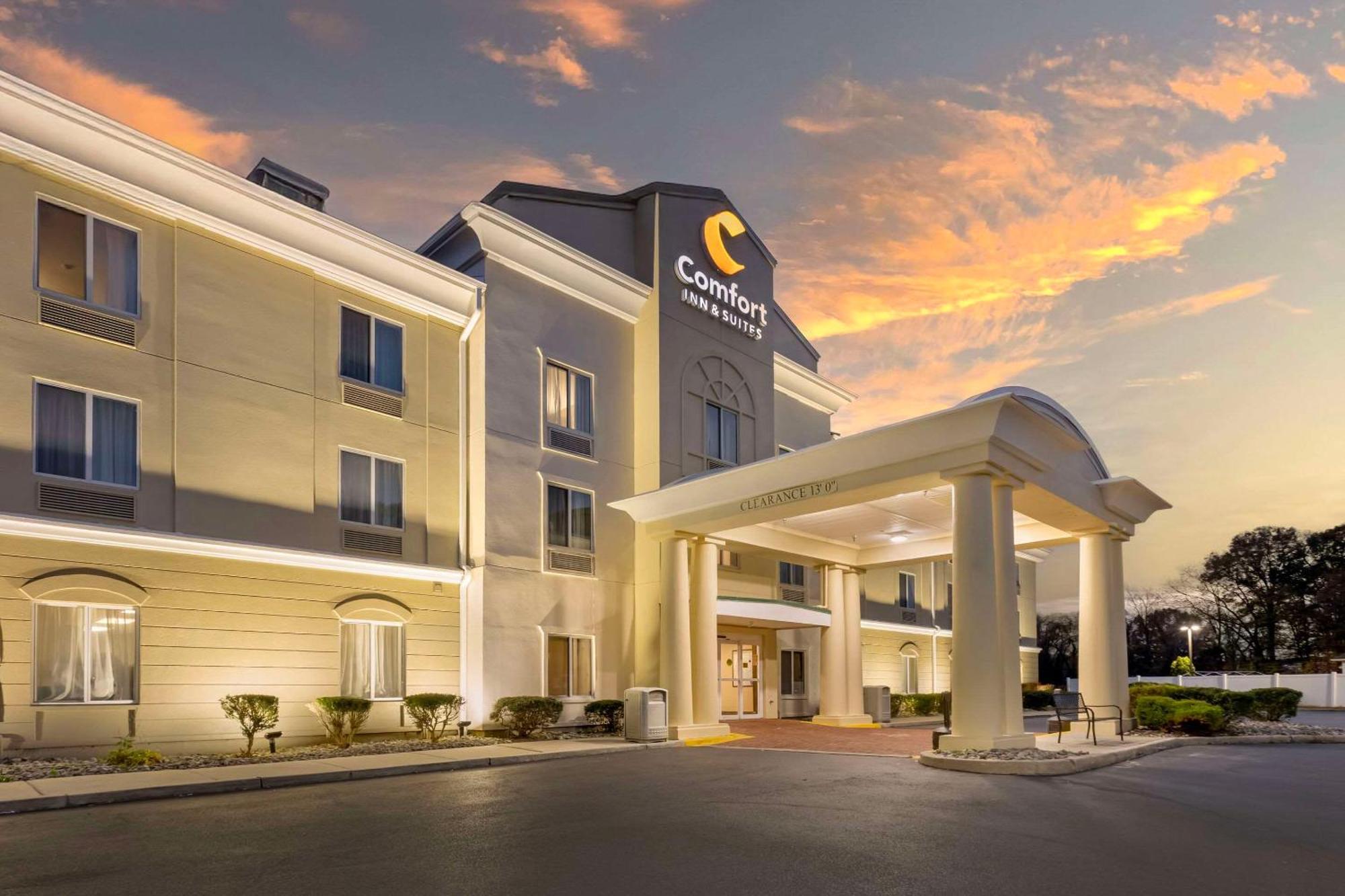 Comfort Inn & Suites Carneys Point Exterior foto